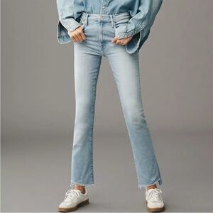 MOTHER The Insider Crop Step Fray in Limited Edition Light Wash size 30